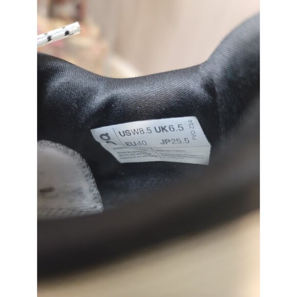 On Cloud monster 2 Running Shoes Women Size 8.5 W/out Insoles White - Picture 7 of 9